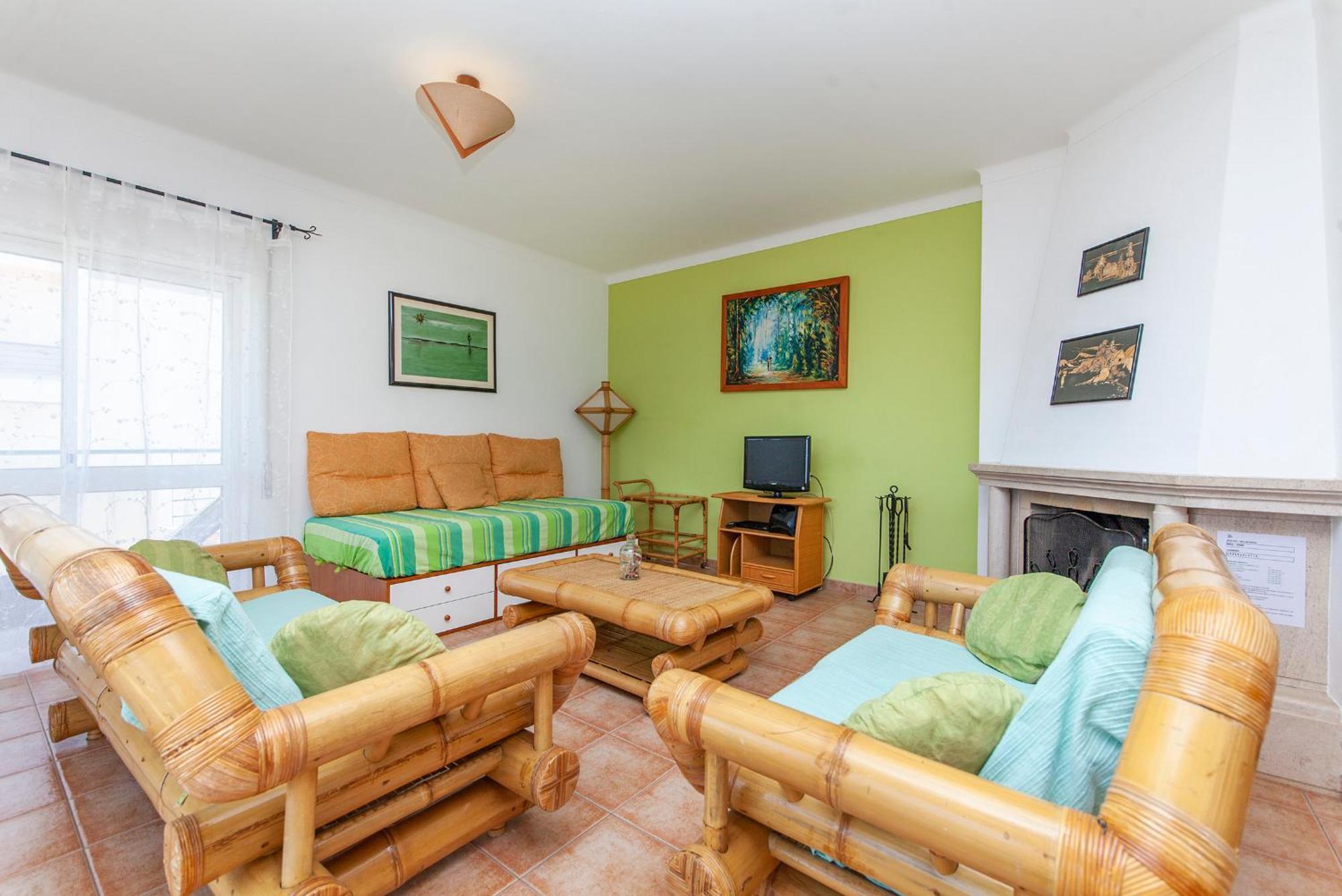 P - Meia-Praia Seaview Guesthouse Лагос Екстериор снимка