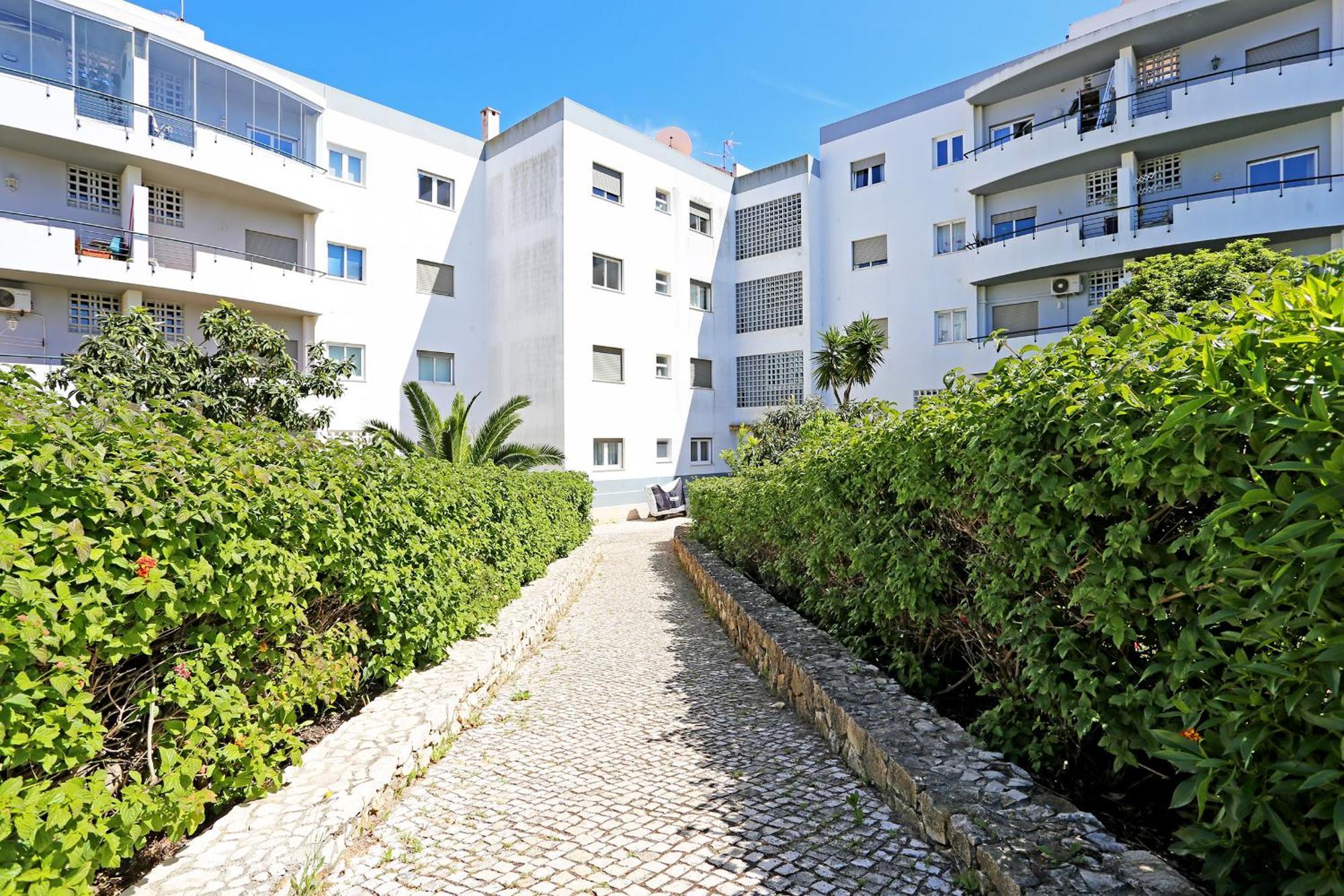 P - Meia-Praia Seaview Guesthouse Лагос Екстериор снимка