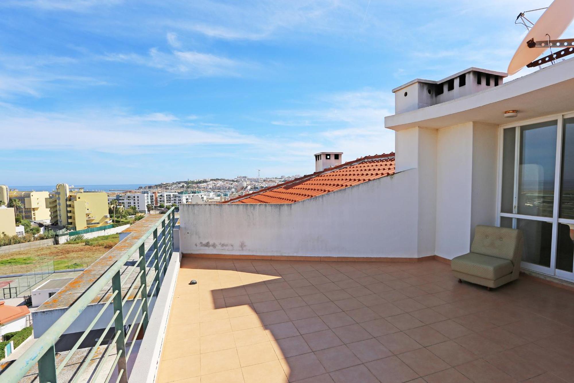 P - Meia-Praia Seaview Guesthouse Лагос Екстериор снимка